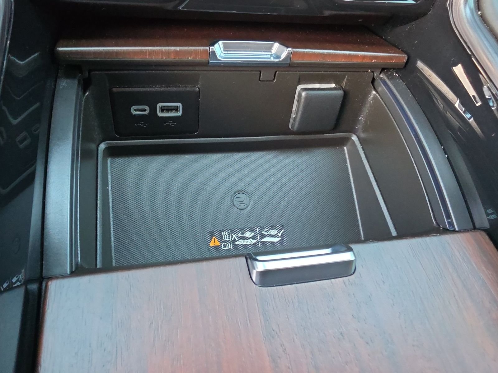 2023 GMC Yukon XL Denali Ultimate - Photo 22