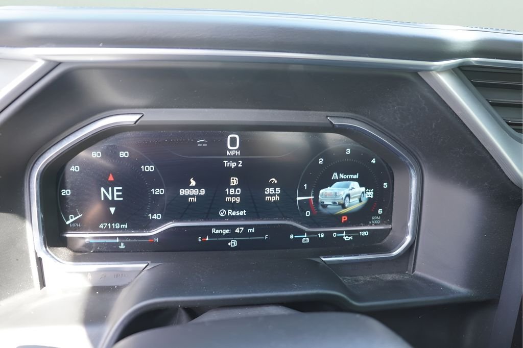 Used 2024 Onyx Black GMC Denali image 23