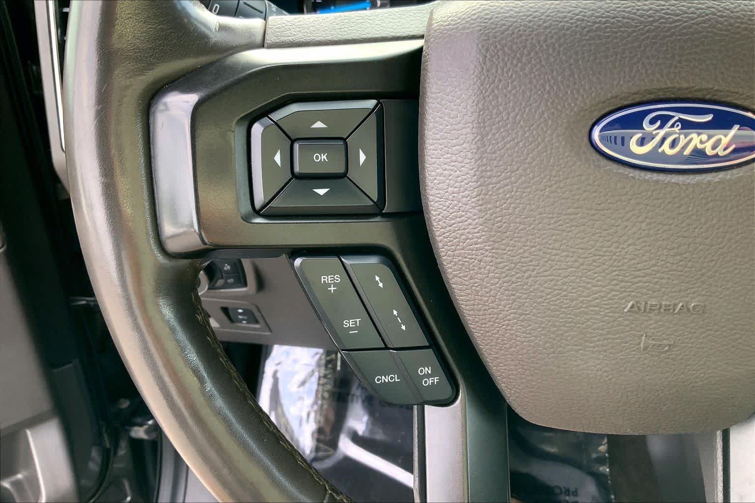 Used 2020 Magnetic Metallic Ford Limited image 23