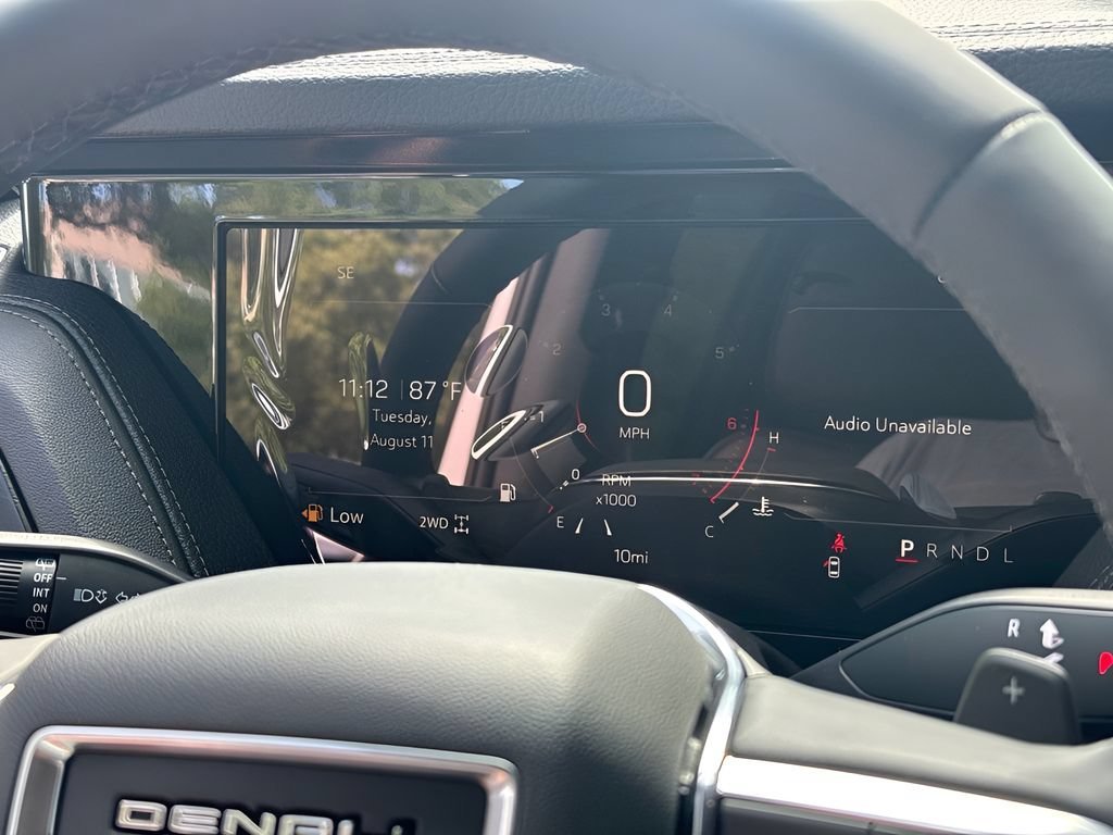 2026 GMC Yukon XL Denali - Photo 14