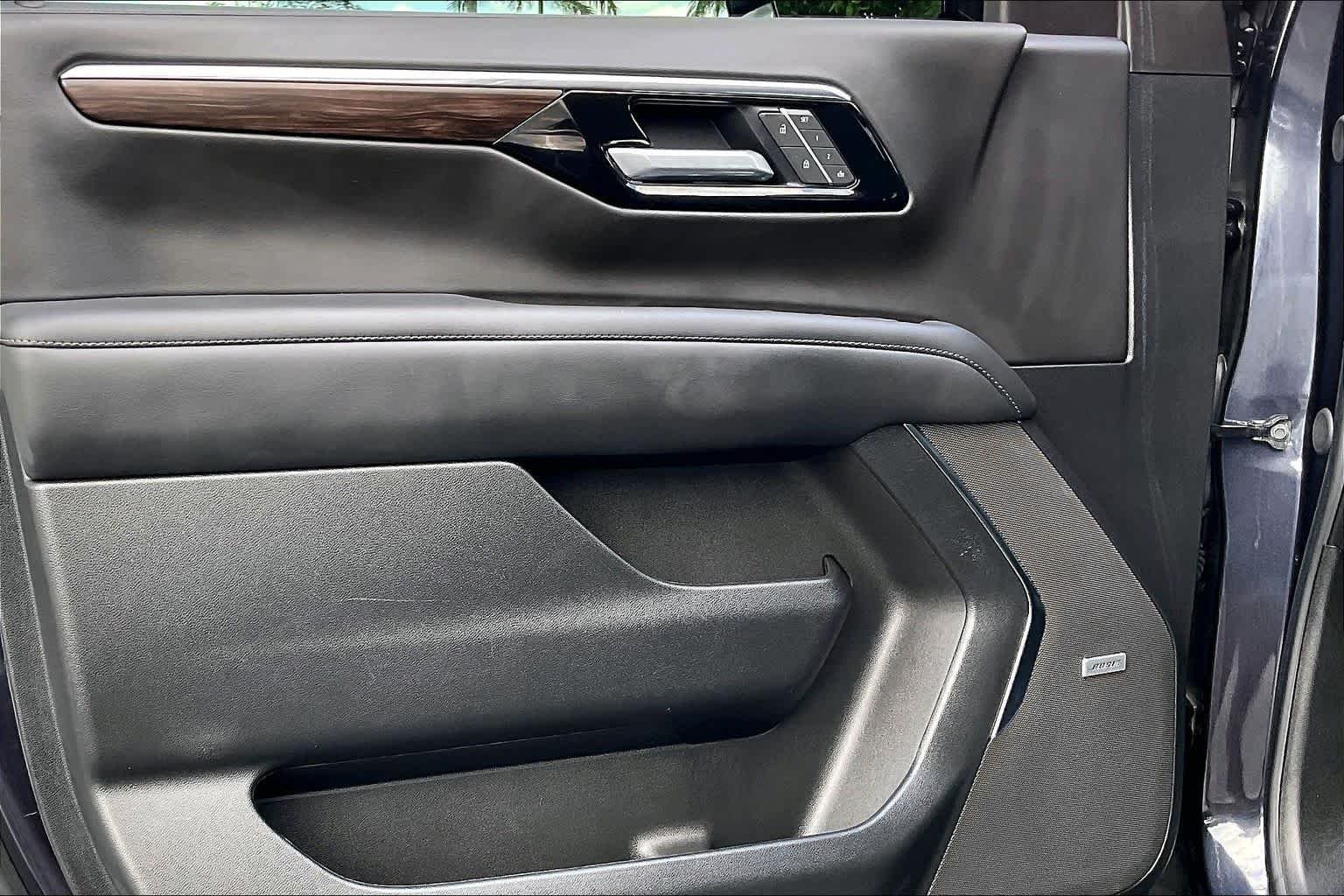 2025 Chevrolet Tahoe Z71 - Photo 22