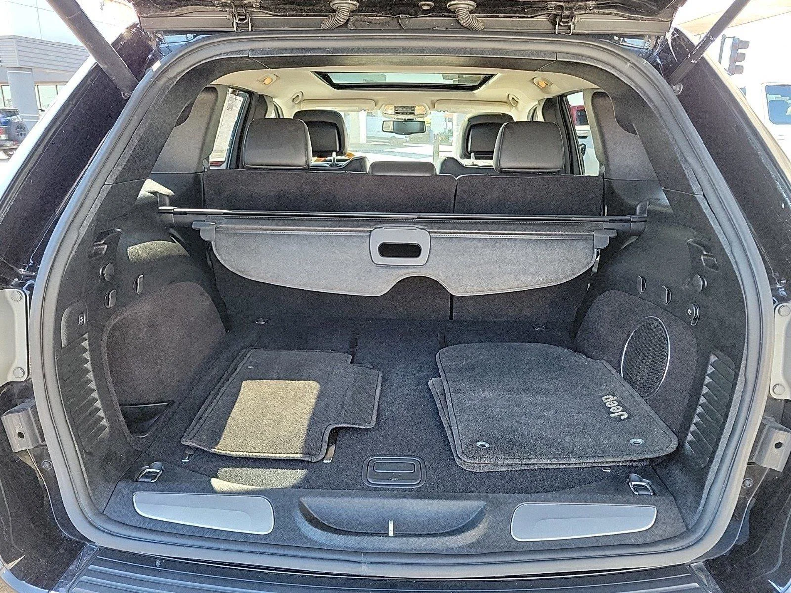 Used 2013 Brilliant Black Crystal Pearl Jeep Overland image 29
