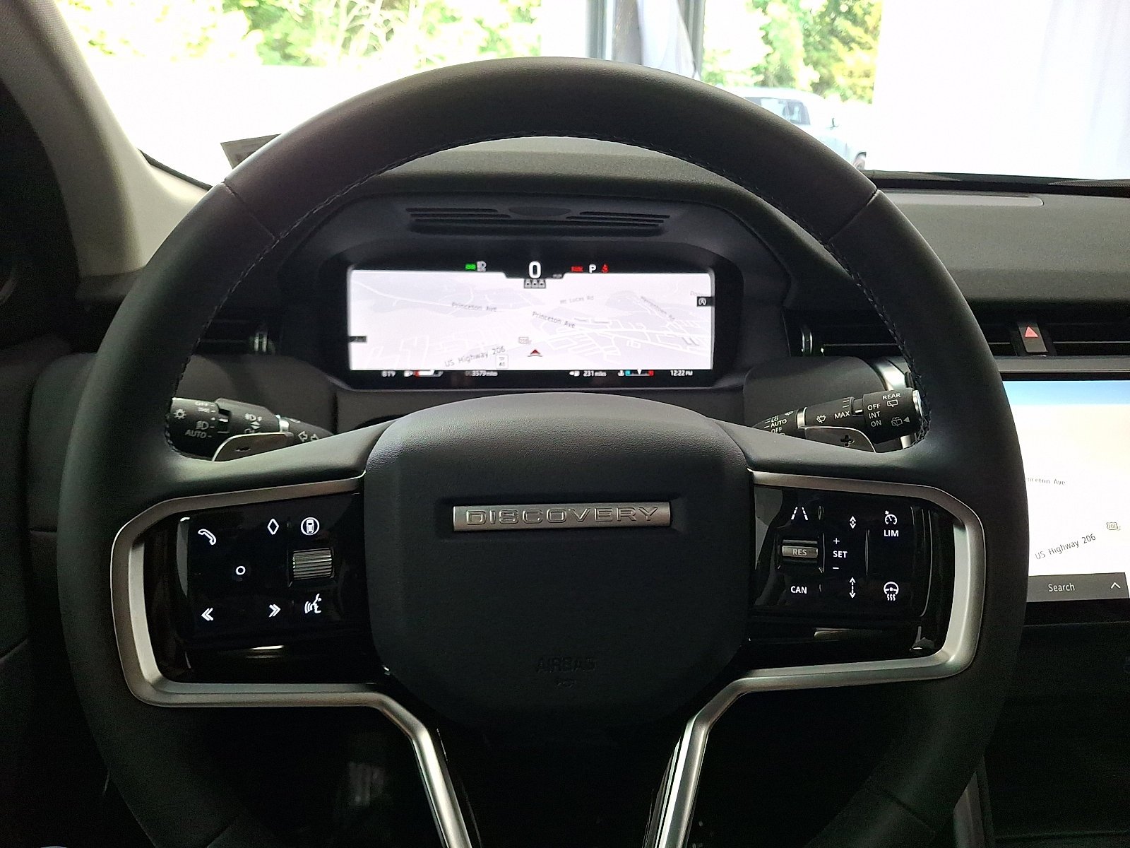 Certified Used 2025 Fuji White Land Rover  image 17