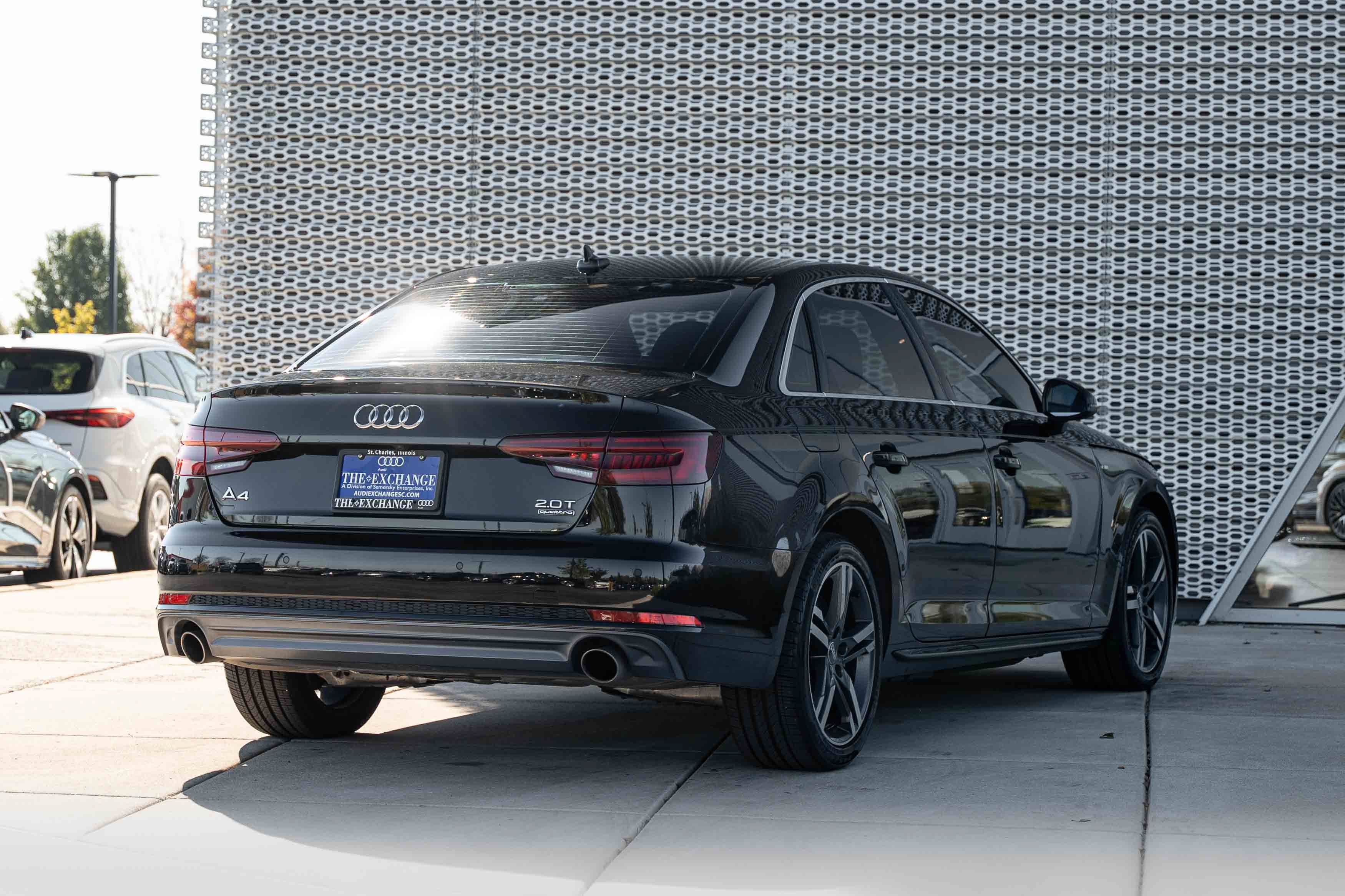 Used 2018 Mythos Black Metallic Audi Tech Premium Plus image 4