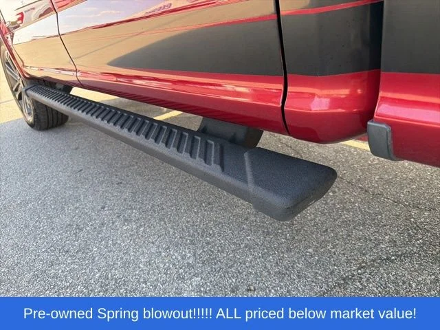Used 2017 Red Ford XLT image 24