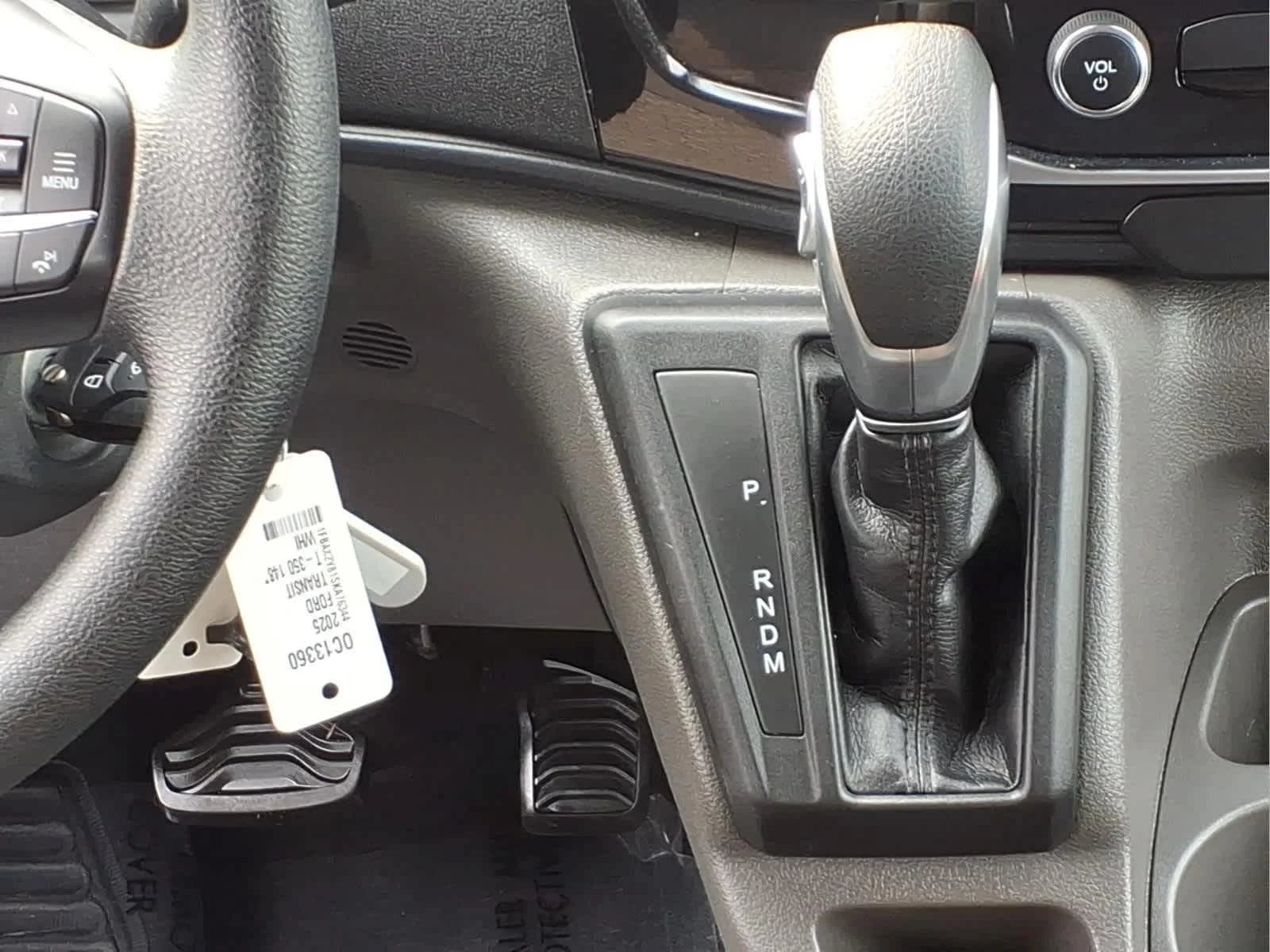 Used 2025 Oxford White Ford XLT image 26