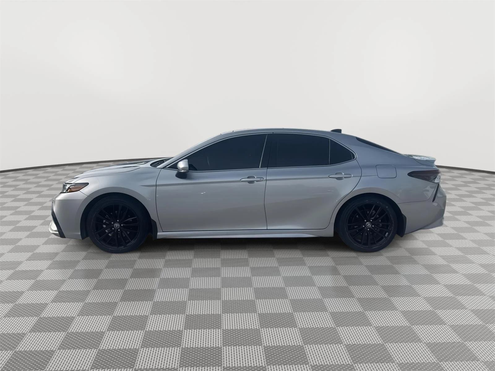 Used 2023 SILVER Toyota XSE image 20