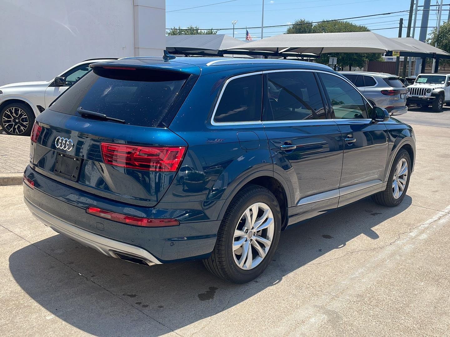 Used 2019 Galaxy Blue Metallic Audi Premium Plus image 4