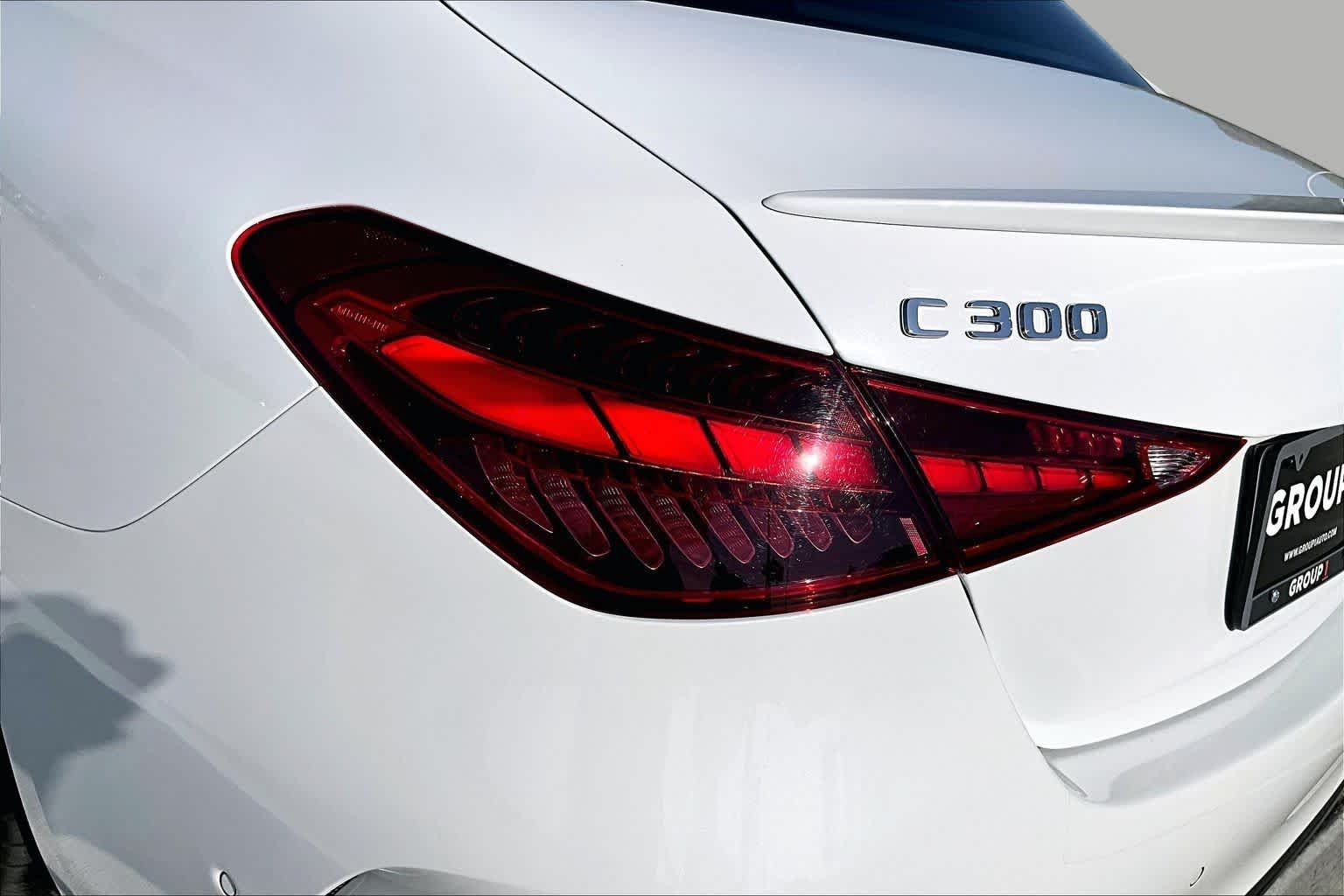 Used 2023 MANUFAKTUR Moonlight White Metallic Mercedes-Benz C 300 image 24