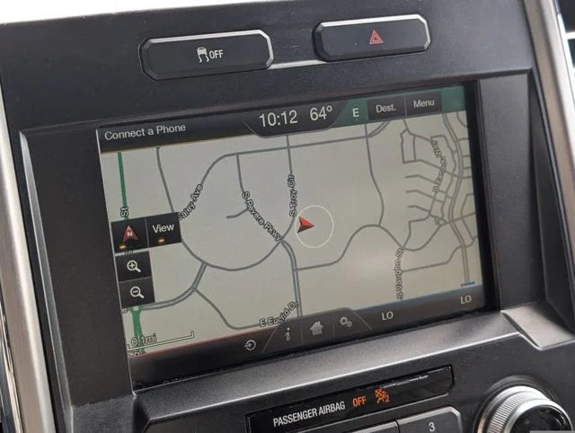 Used 2015 Guard Metallic Ford Platinum image 16