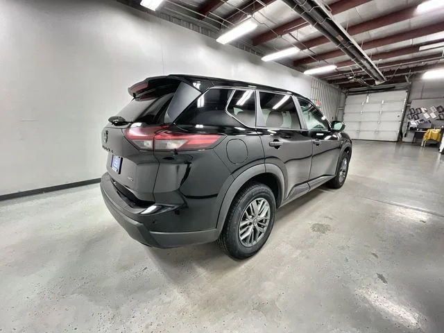 2024 Nissan Rogue S - Photo 8