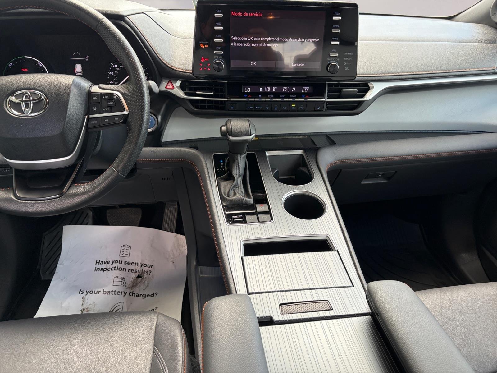 2024 Toyota Sienna XSE - Photo 10