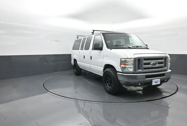 Used 2012 Oxford White Ford XLT image 3