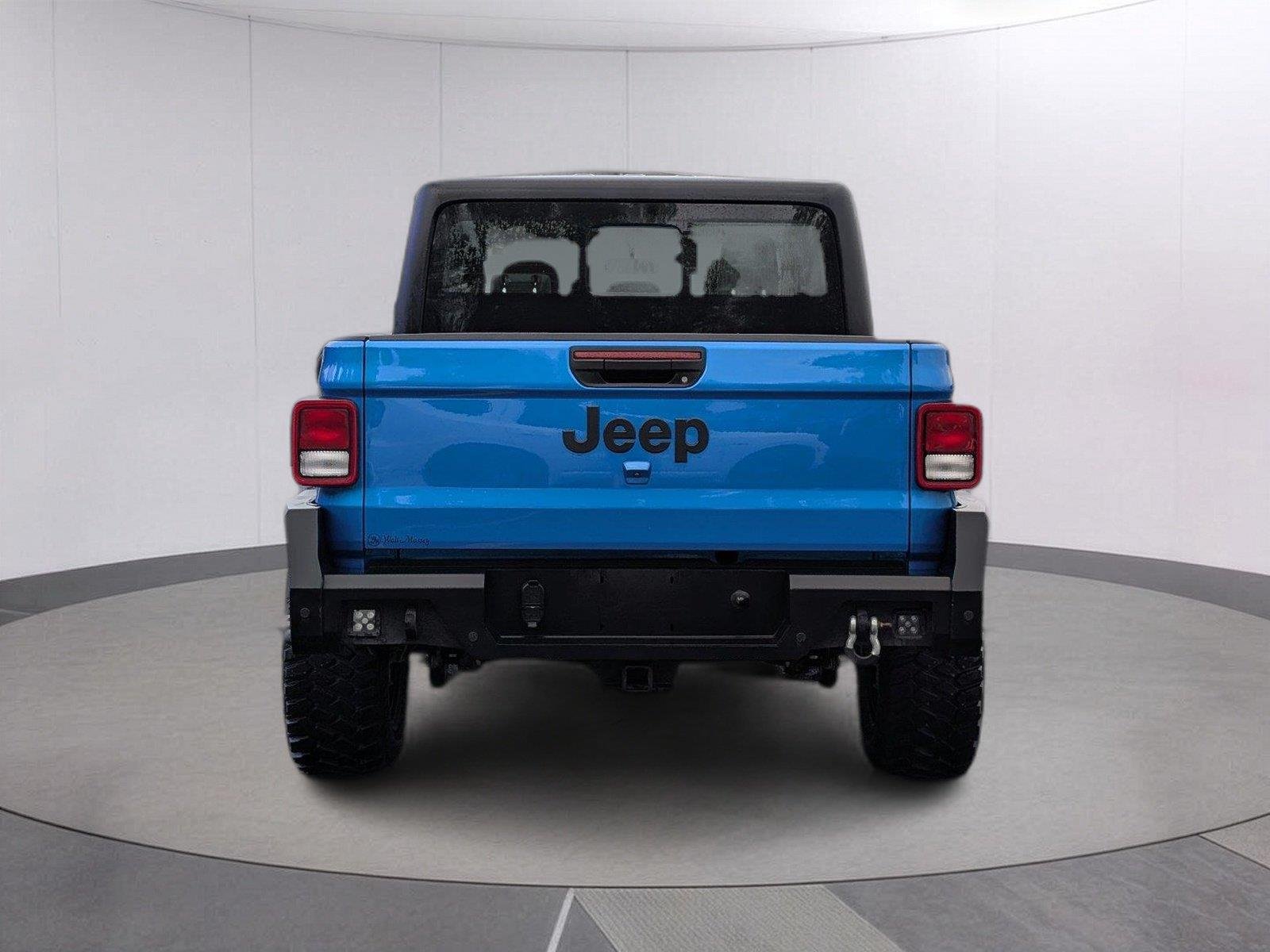 Used 2024 Hydro Blue Pearlcoat Jeep Sport image 4