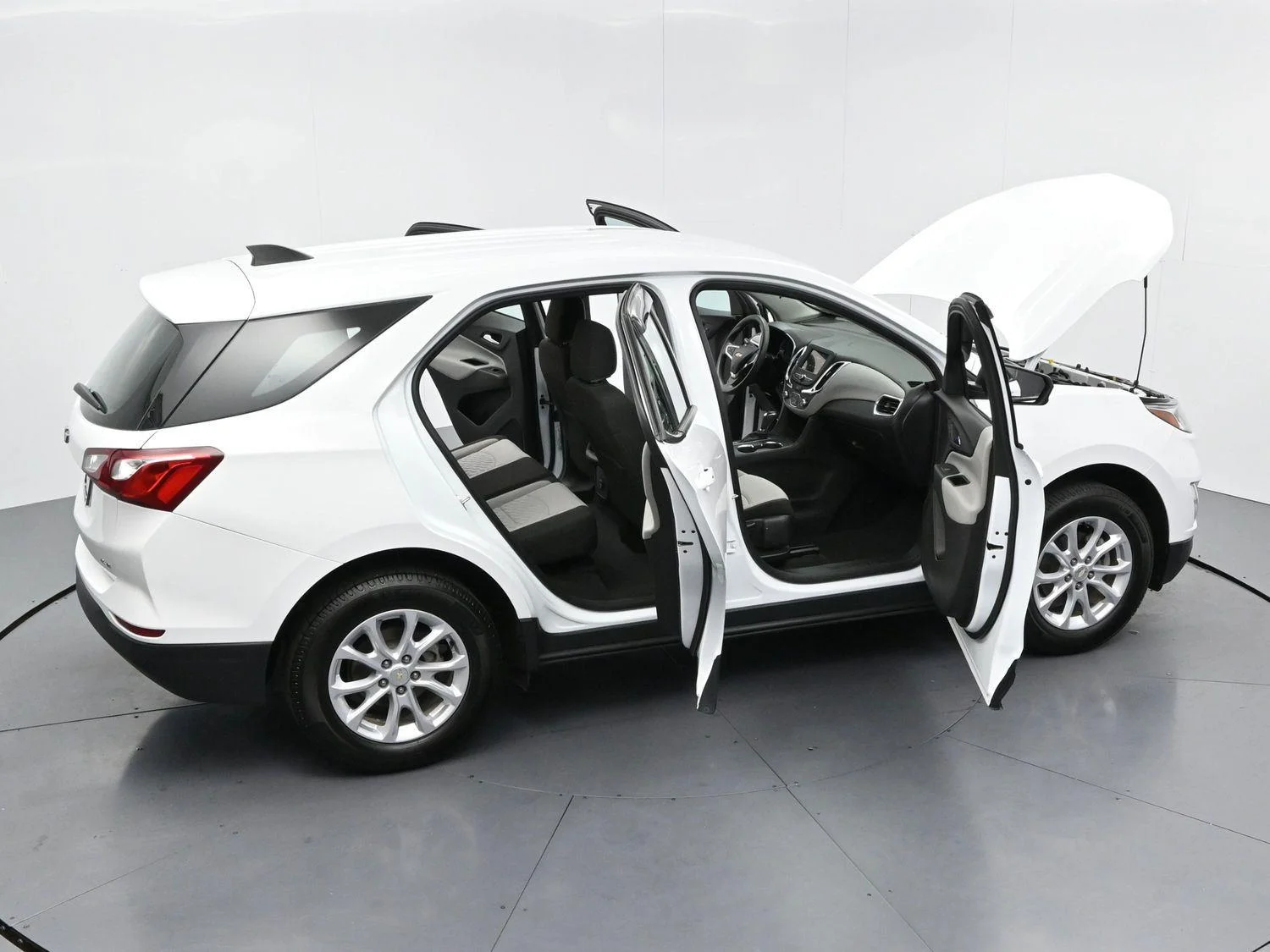 Used 2019 SUMMIT WHITE Chevrolet LS image 35