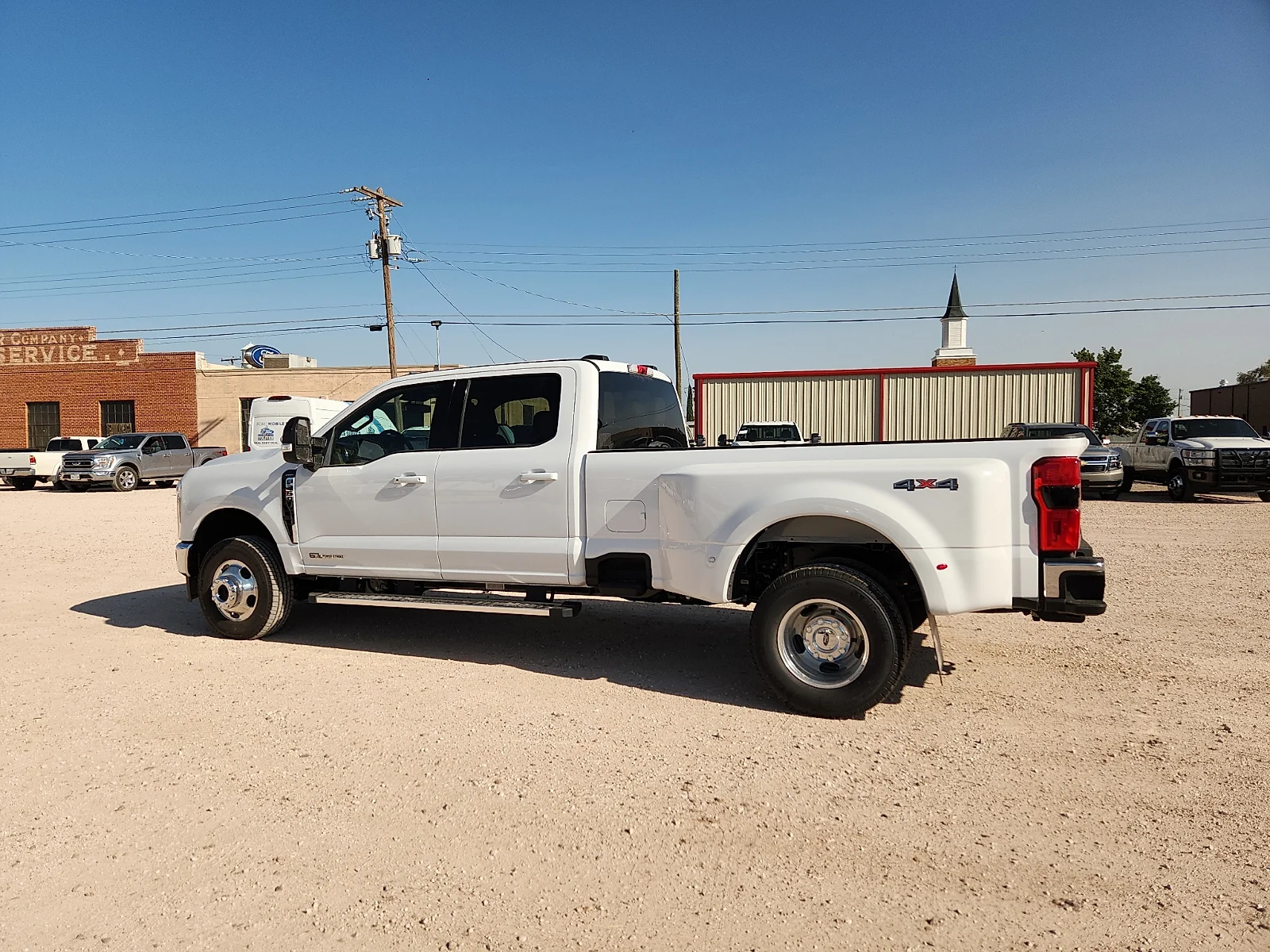 New 2026 Oxford White Ford Lariat image 4