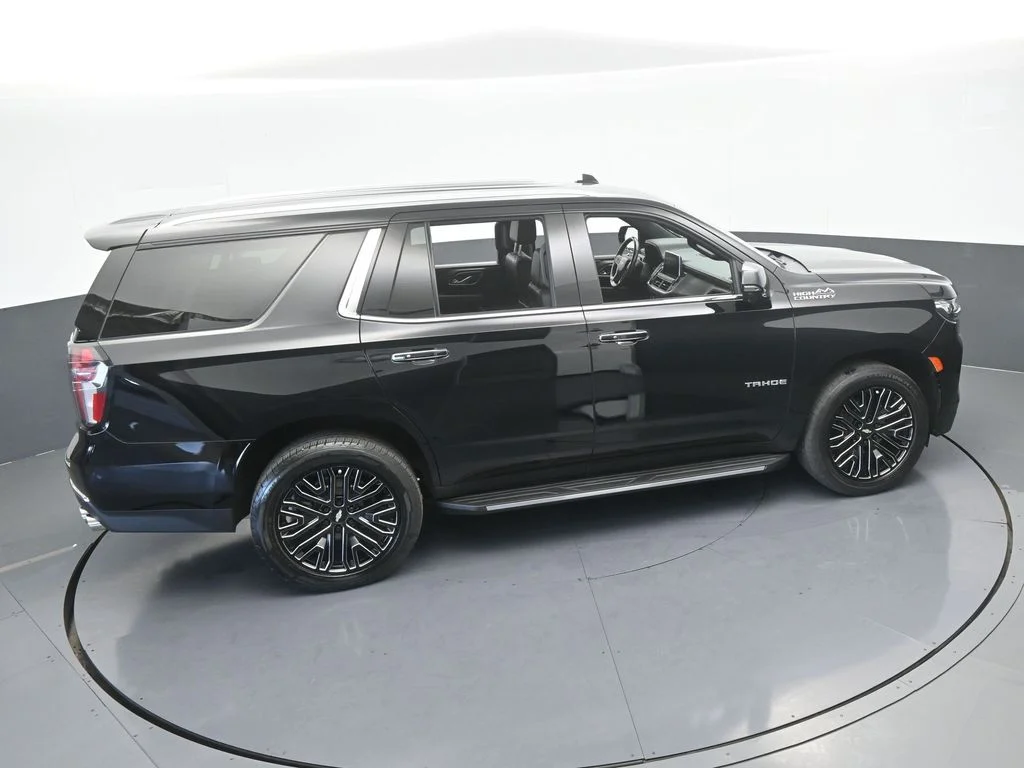 Used 2021 Black Chevrolet High Country image 65