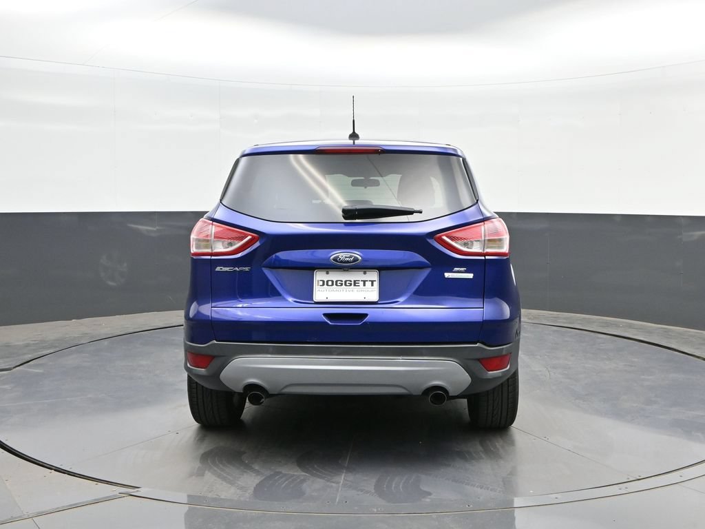 Used 2015 Blue Ford SE image 8