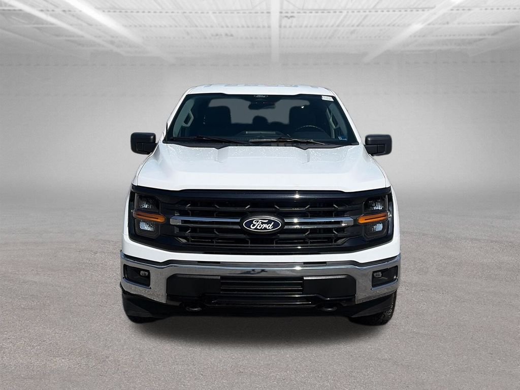 Used 2025 White Ford XLT image 9
