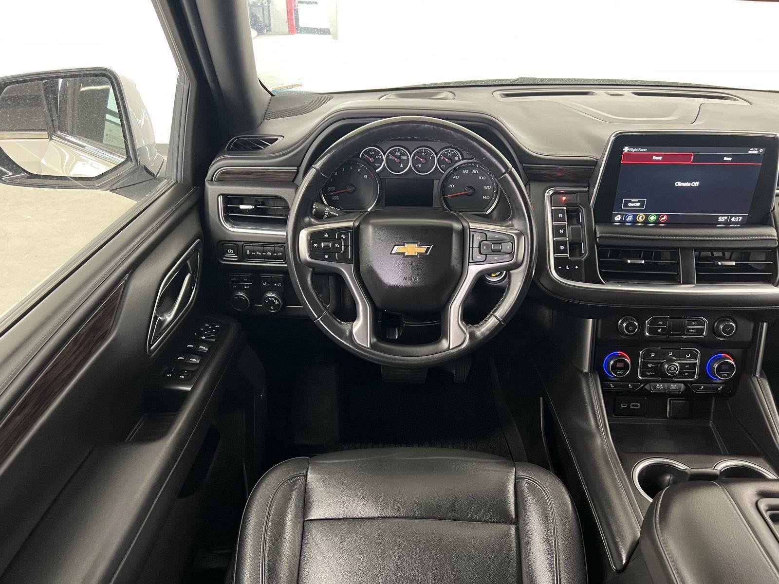 Used 2021 Summit White Chevrolet LT image 28