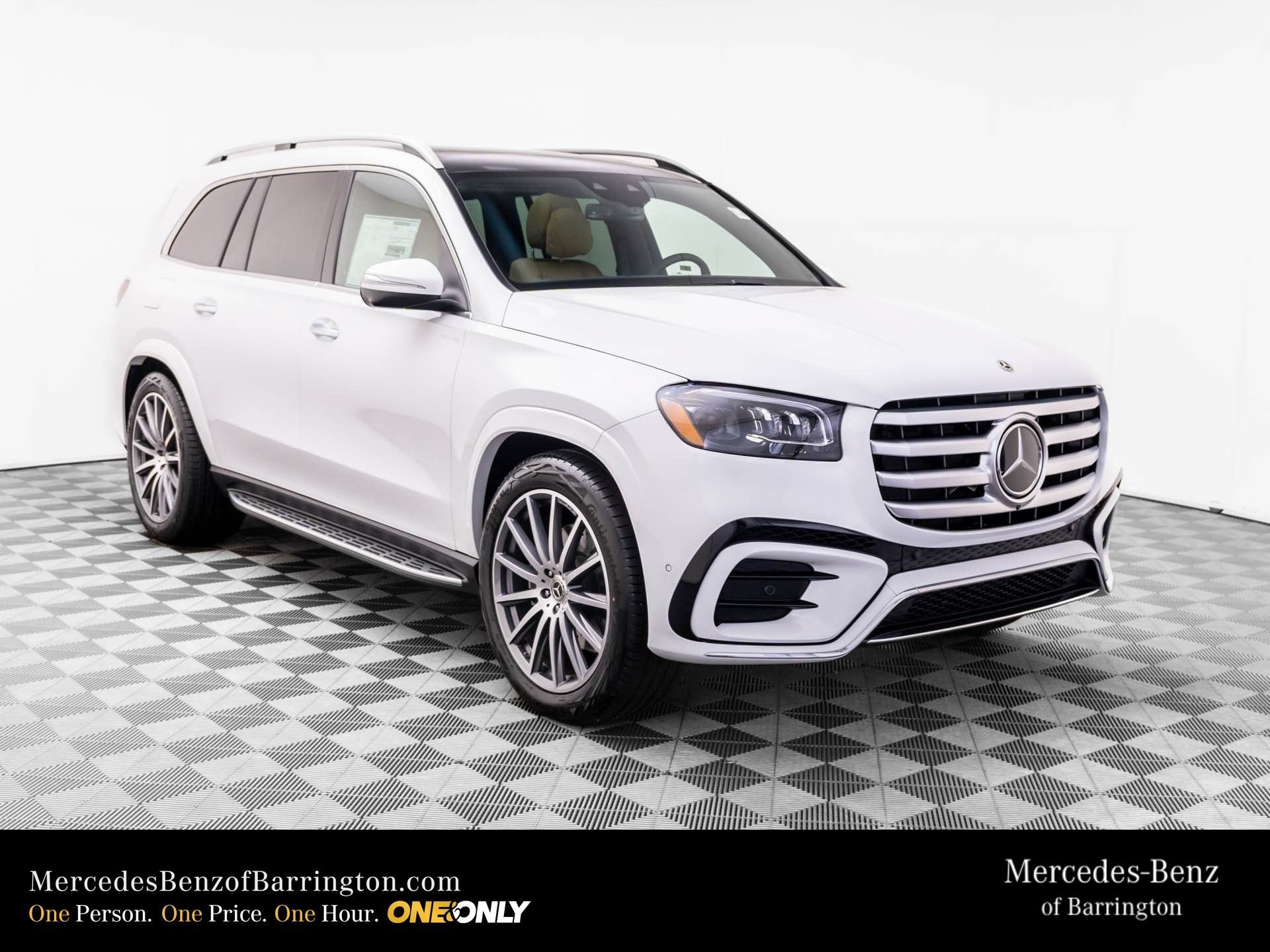 New 2026 MANUFAKTUR Moonlight White Metallic Mercedes-Benz GLS 580 image 51
