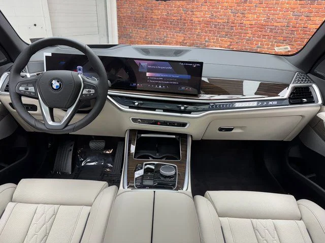Used 2026 White BMW xDrive40i image 12