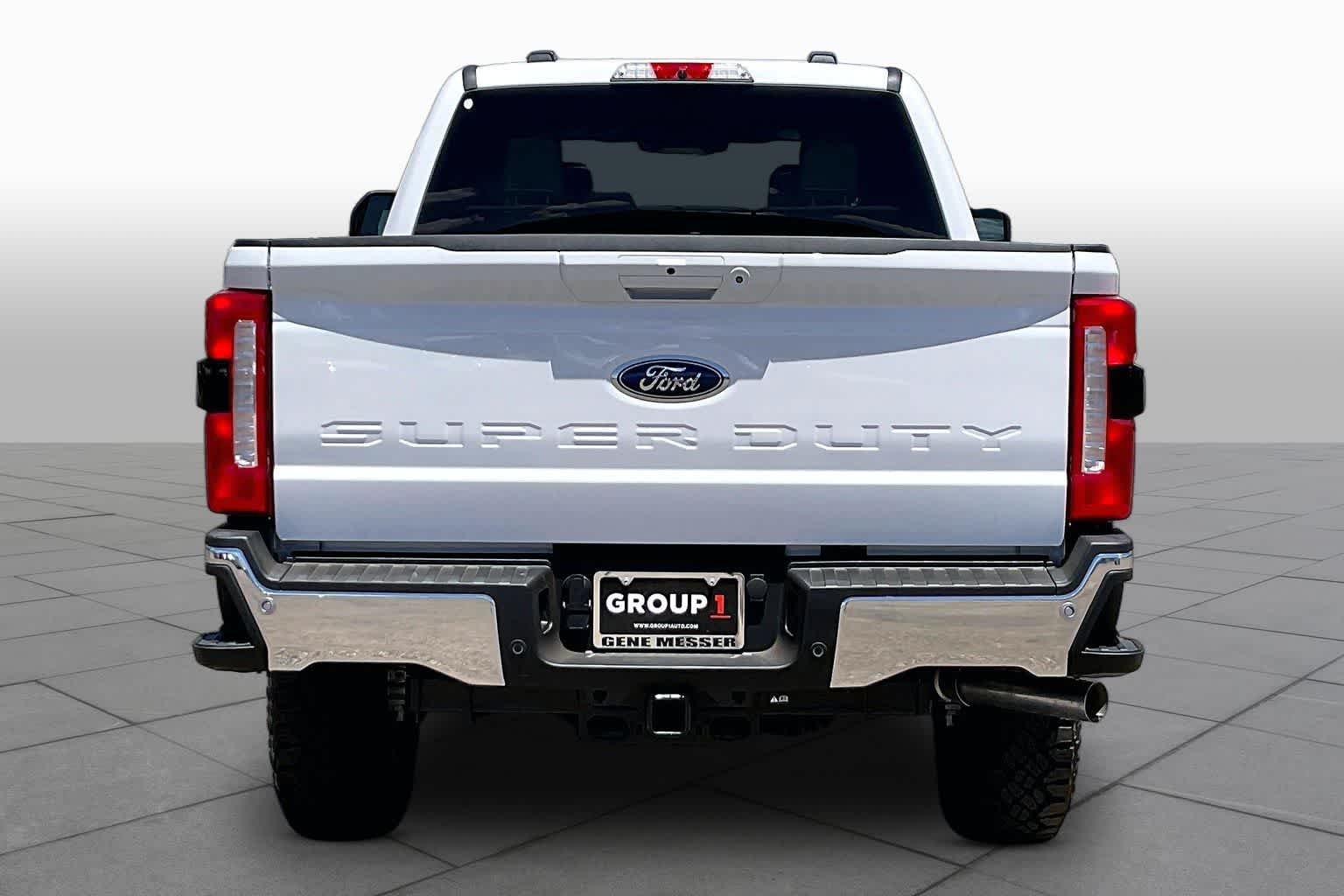 New 2026 Oxford White Ford F-250® Lariat® image 4