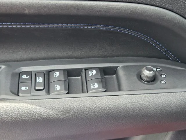 New 2026 Red Hot Pearlcoat Jeep Latitude image 26