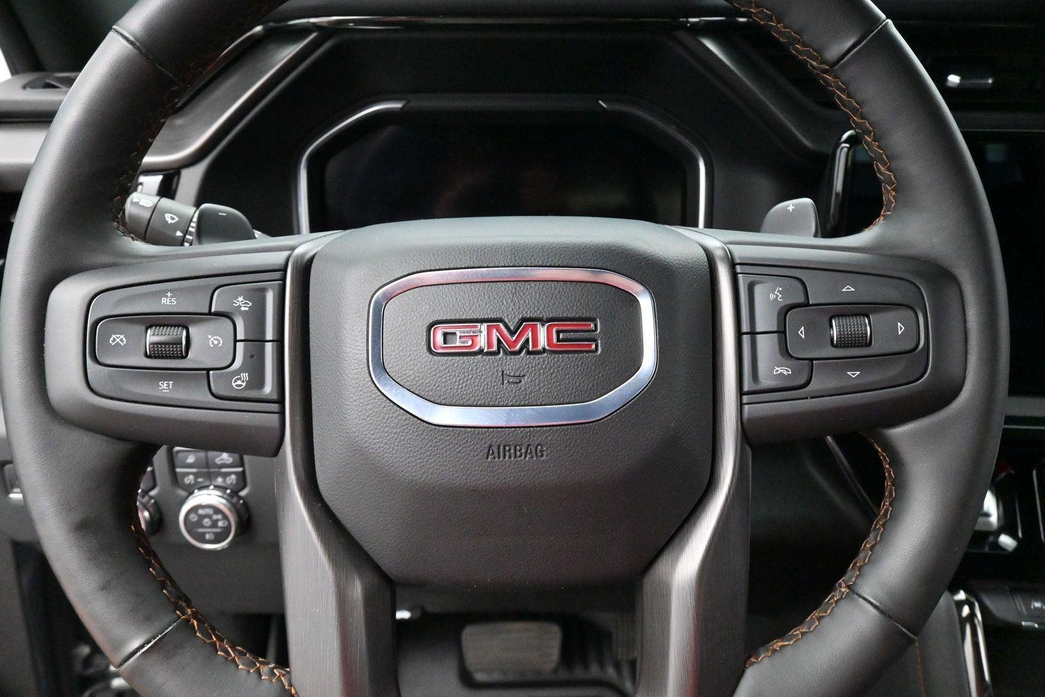 Used 2024 Sterling Metallic GMC AT4 image 17