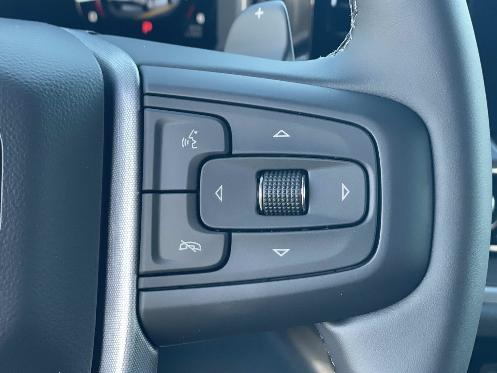 2026 GMC Sierra 1500 SLT - Photo 12