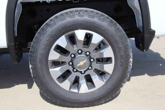2026 Chevrolet Silverado 2500 HD Custom - Photo 12