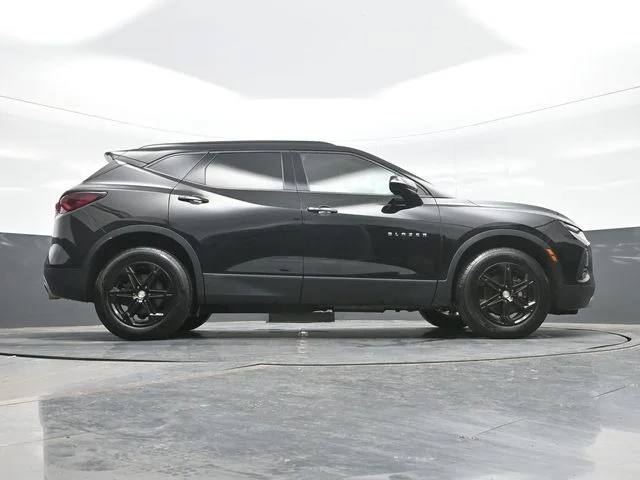 Used 2020 Black Chevrolet LT image 24