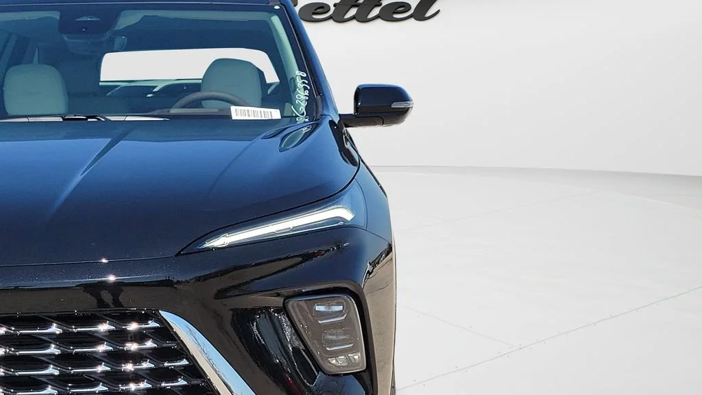 New 2026 Ebony Twilight Metallic Buick Avenir image 9
