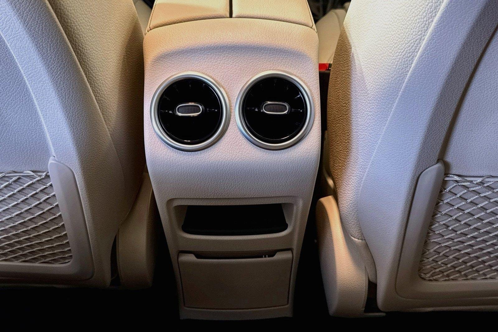 New 2026 Night Black Mercedes-Benz GLB 250 image 23