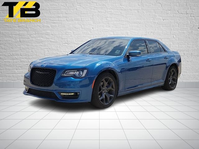 Used 2023  Chrysler Touring image 1