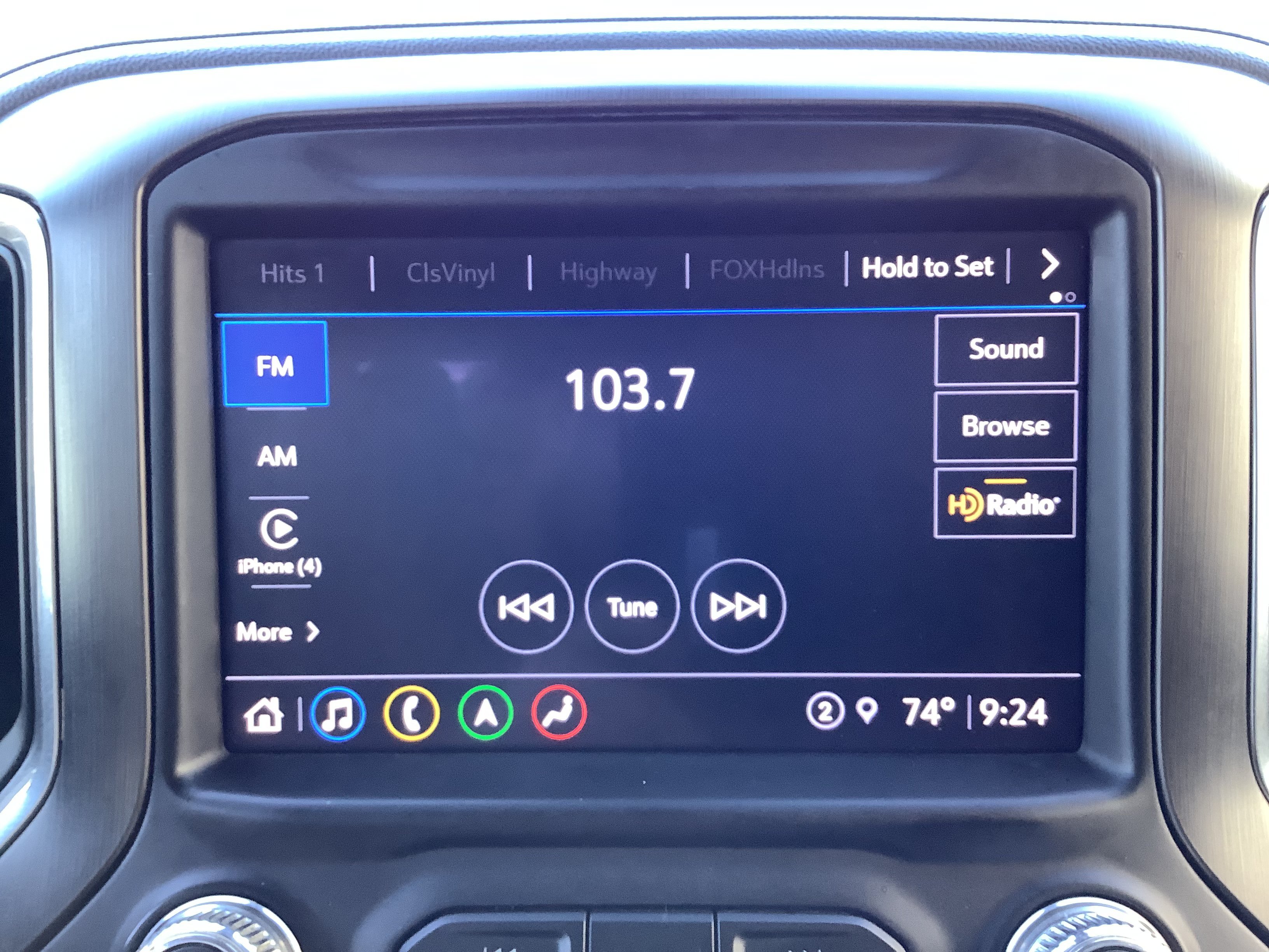 Used 2021 White GMC AT4 image 19
