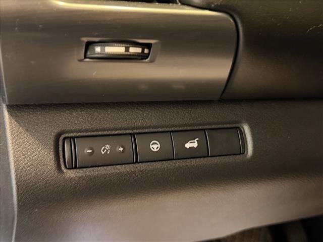 Used 2023 Super Black Nissan SL image 13