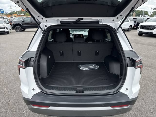 New 2026 Summit White Chevrolet LT image 13