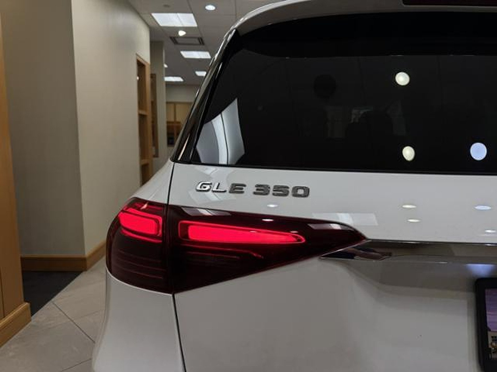 Certified Used 2025 Polar White Mercedes-Benz  image 6