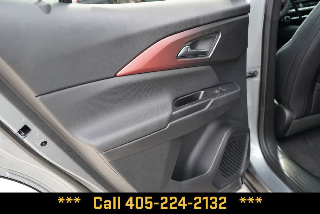 2025 Chevrolet Equinox EV RS - Photo 29