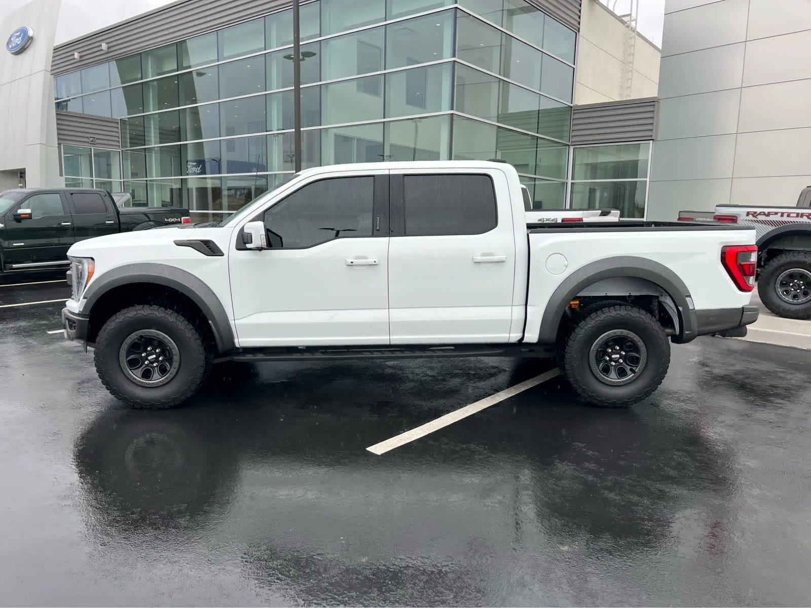 Certified Used 2023 Oxford White Ford Raptor image 12