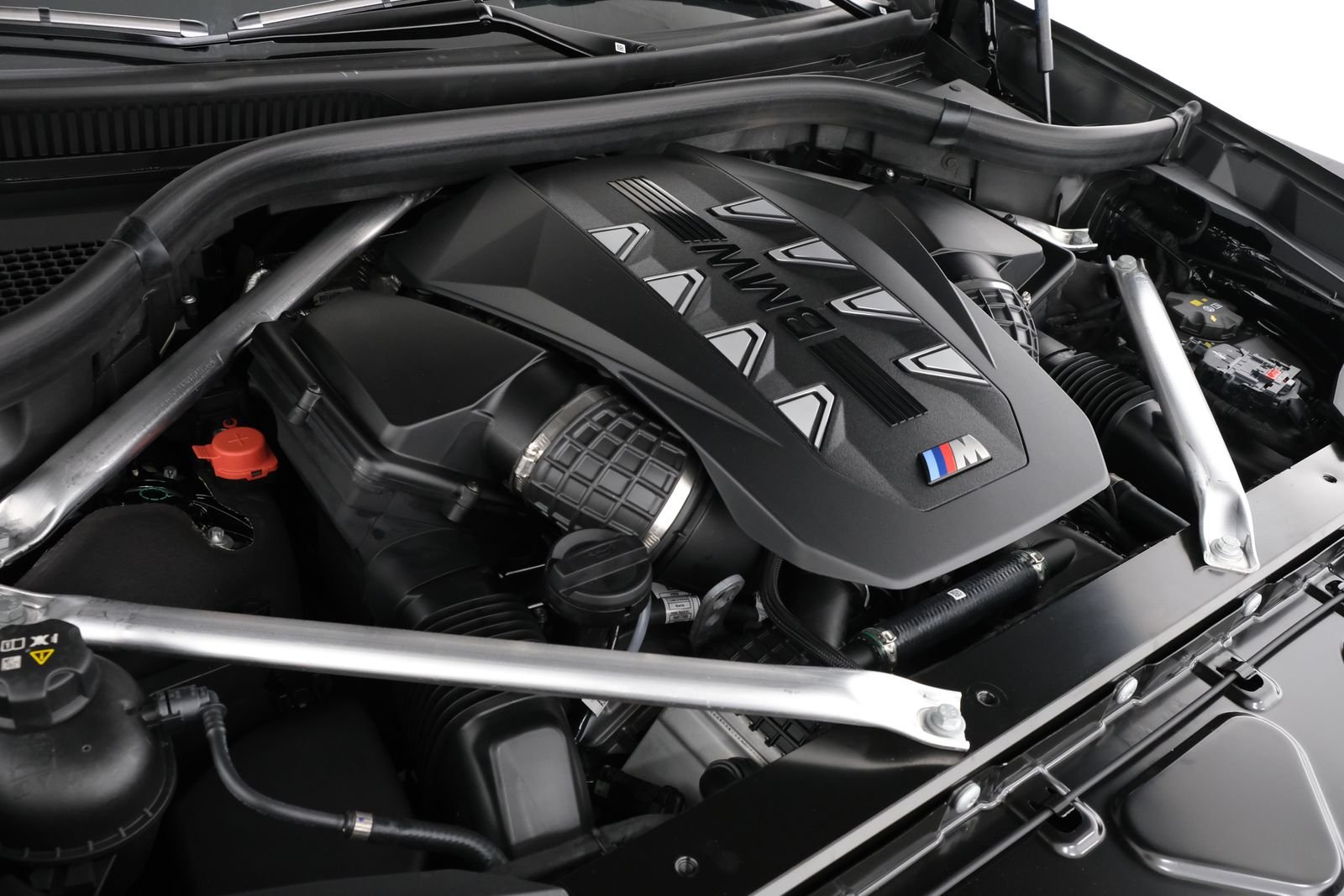 New 2027 Black Sapphire Metallic BMW M60i image 47