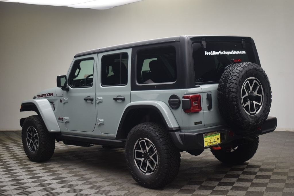 New 2026 Earl Clearcoat Jeep Rubicon image 13
