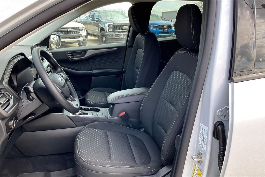 New 2026 Space Silver Metallic Ford Active image 8