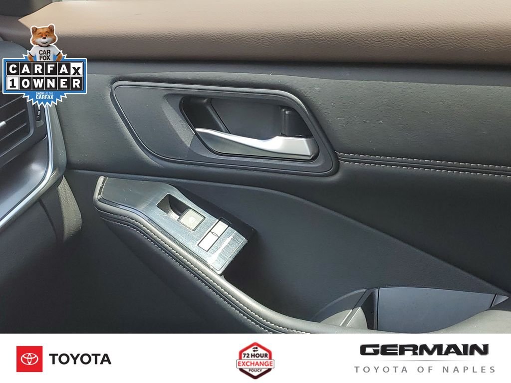 Used 2023 Gray Nissan SV image 29