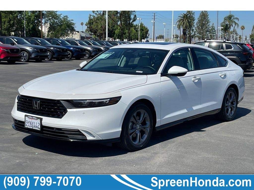 Used 2026 Platinum White Pearl Honda EX-L image 1