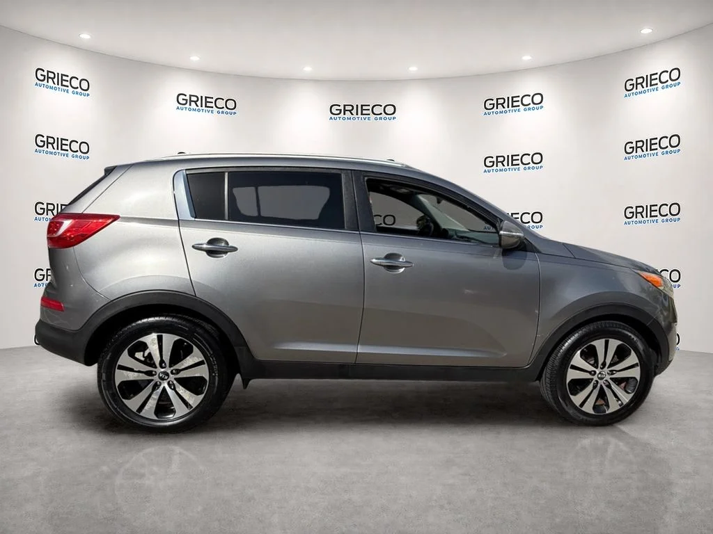 Used 2012 Silver Kia EX image 8