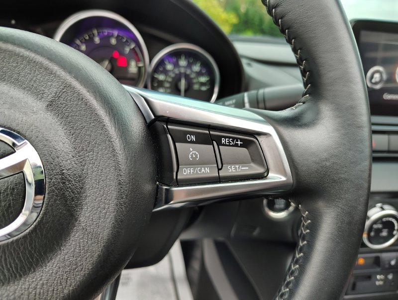 Used 2022 Red Mazda Grand Touring image 26