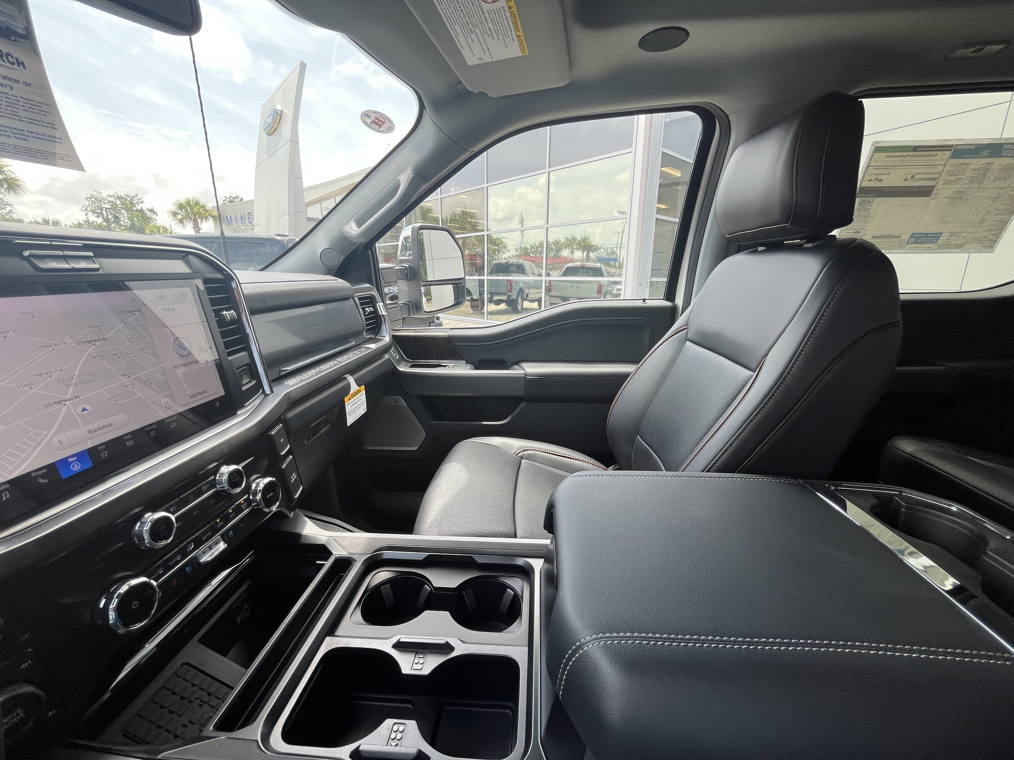 New 2026 Star White Metallic Tri-Coat Ford F-350® Lariat® image 19