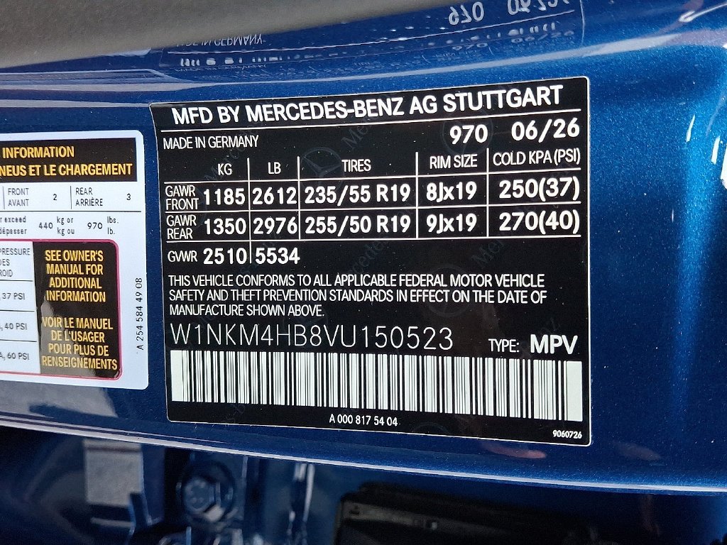New 2027 Starling Blue Metallic Mercedes-Benz GLC 300 image 37